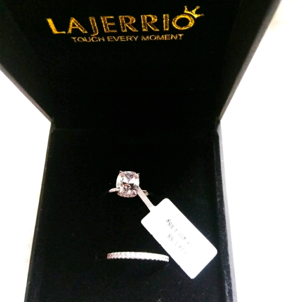 Lajerrio wedding ring size 8